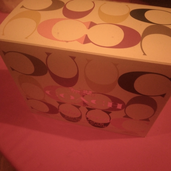COACH Authentic Perfume Box - Picture 2 of 2